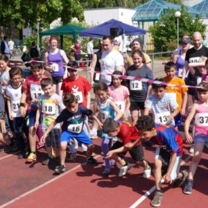 Bei sommerlichen 32 Grad zum sportlichen Erfolg – der kein Abseits!-Spendenlauf 2015