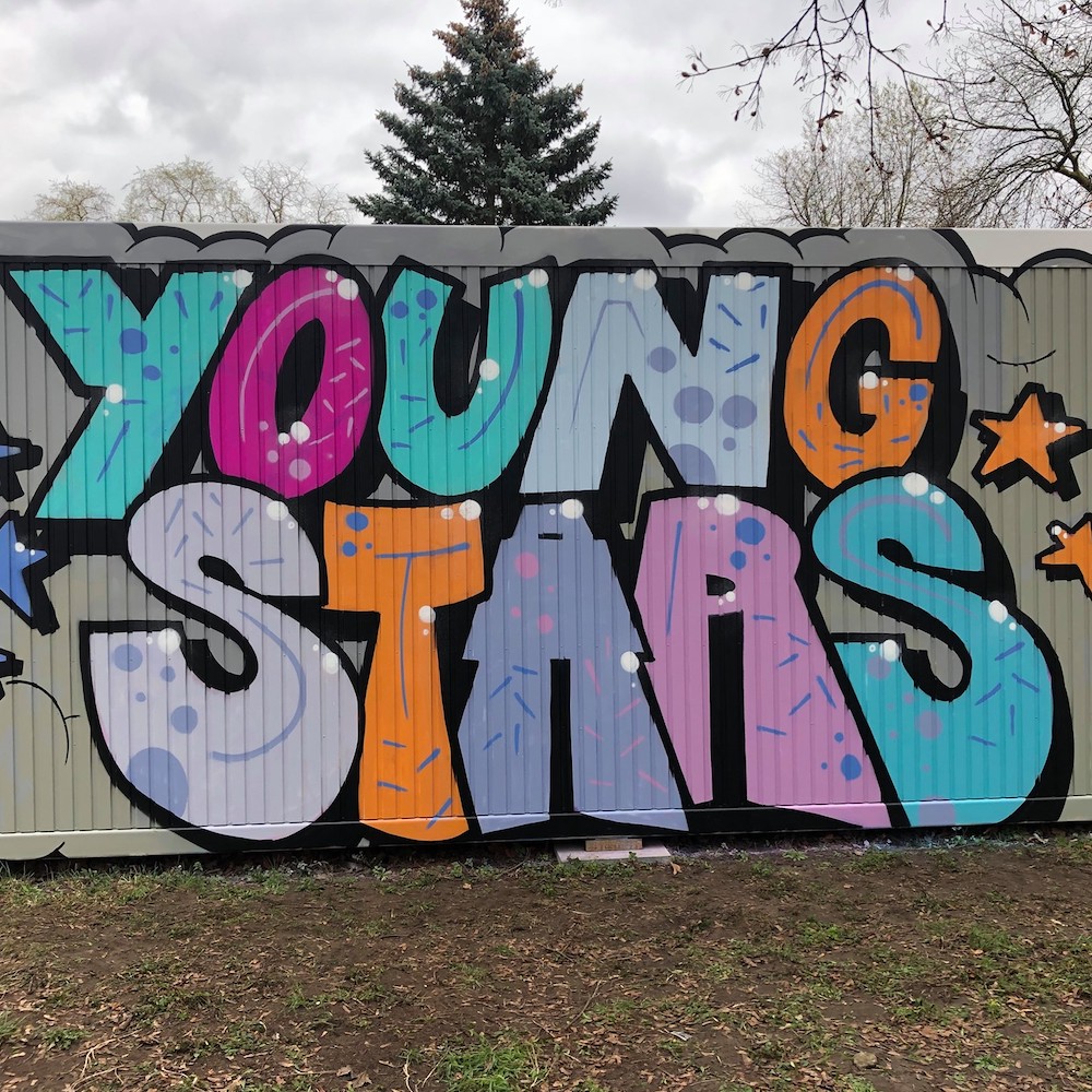 Young Stars (Peer Helper)